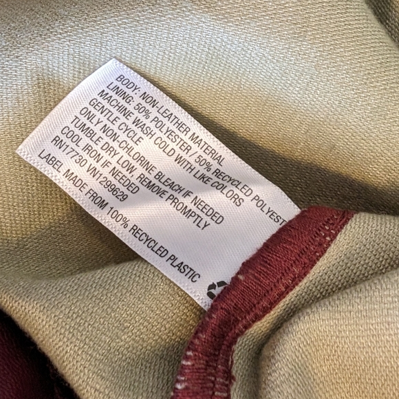 👾 Red Leather Mini - Picture 4 of 5